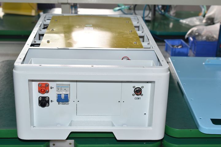 All-in-One ESS 48V 100Ah Familie für Wohngebäude, Energiespeichersystem, neue Solarbatterie, Energiespeicherbatterieschrank